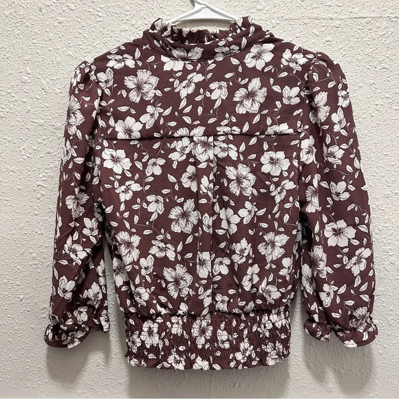 2 for 30✨Monteau Los Angeles Brown Floral Blouse - Picture 4 of 7